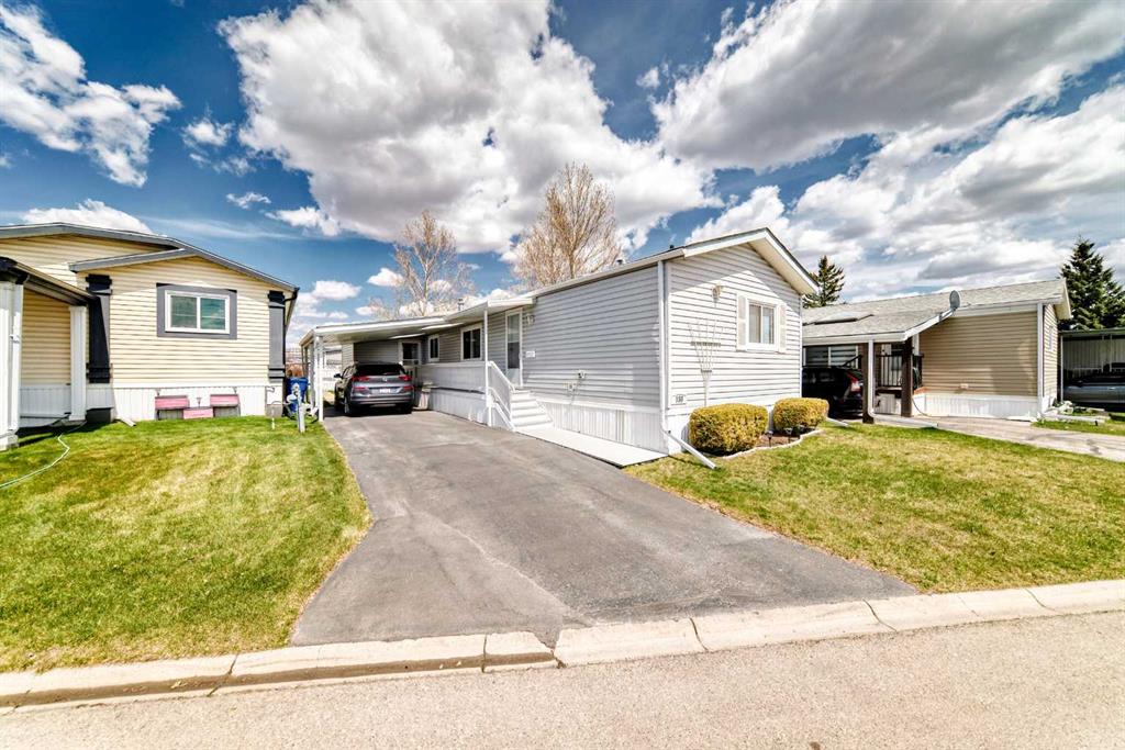 138-99 Arbour Lake Road NW
