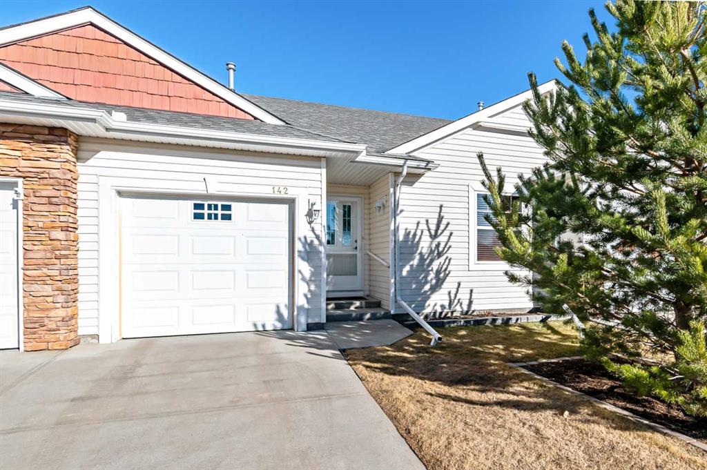 142 Freeman Way NW