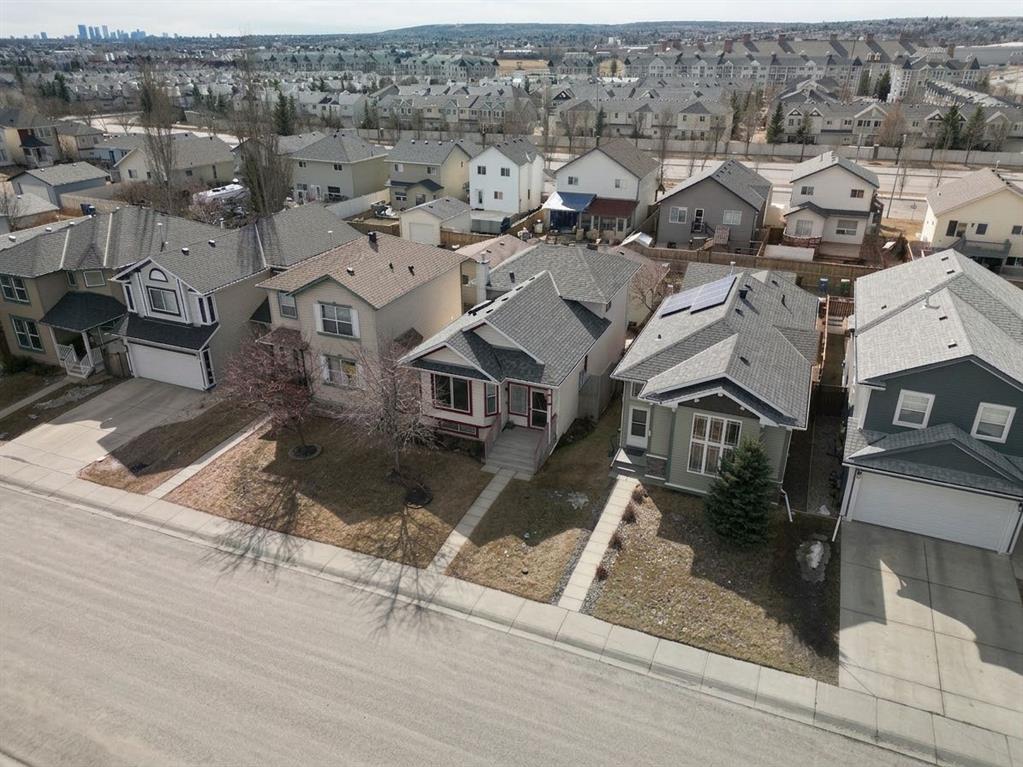 78 Coventry View NE