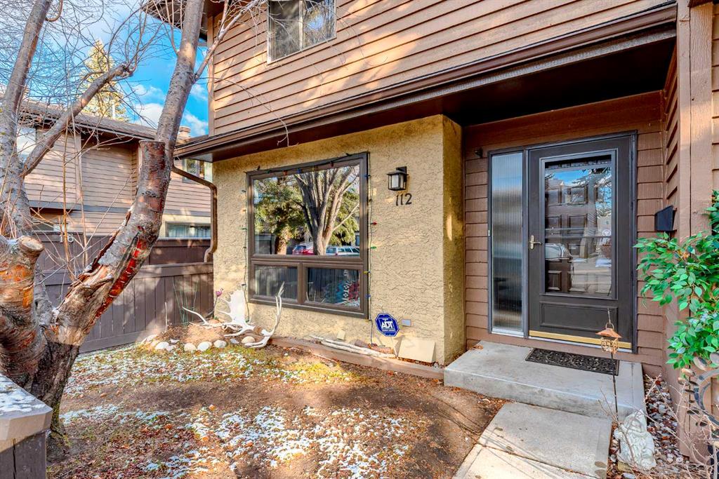 112-2300 Oakmoor Drive SW