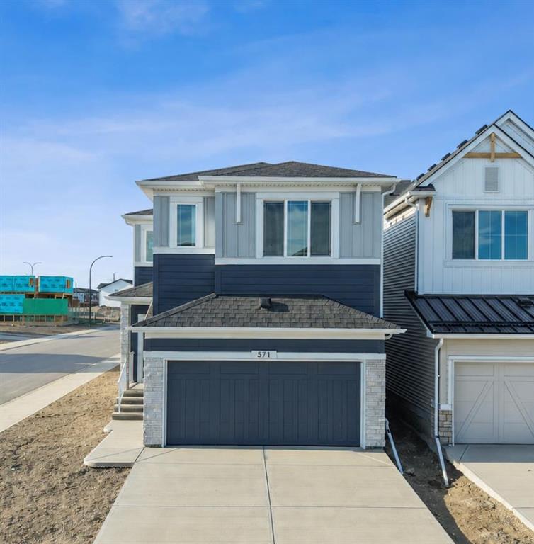 571 Buffaloberry Manor SE, Ricardo Ranch