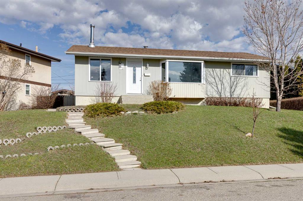 248 Huntcroft Road NE