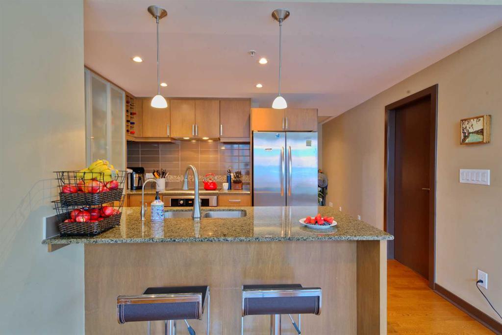 1007-888 4 Avenue SW