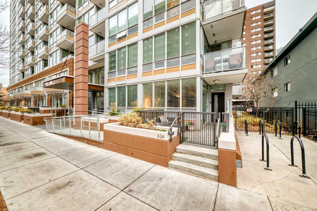 624 14 Avenue SW