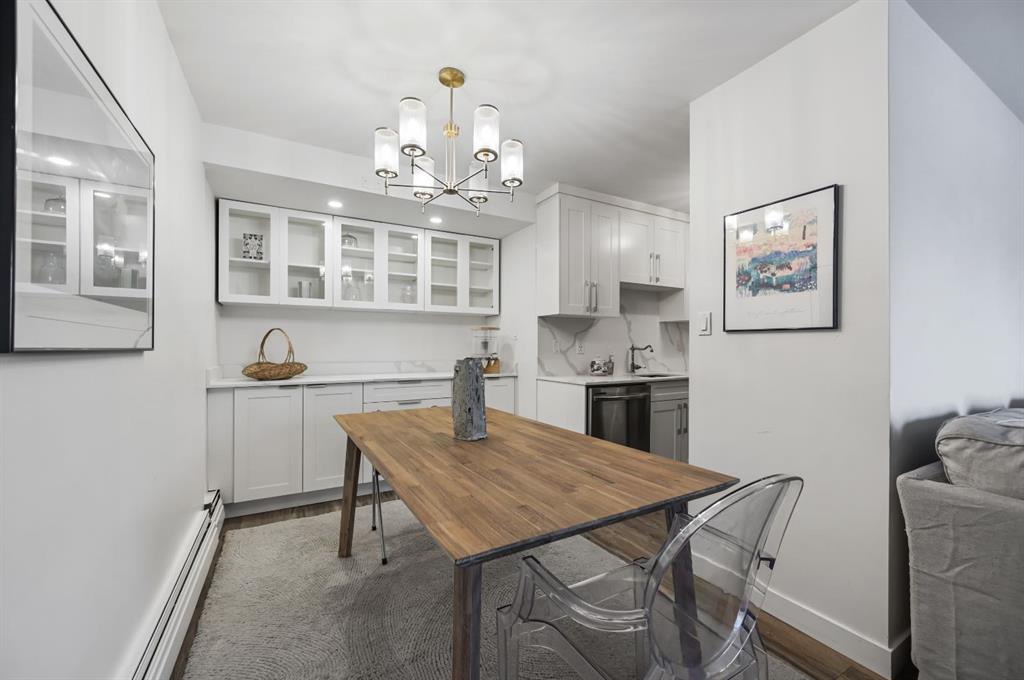 102-315 Heritage Drive SE