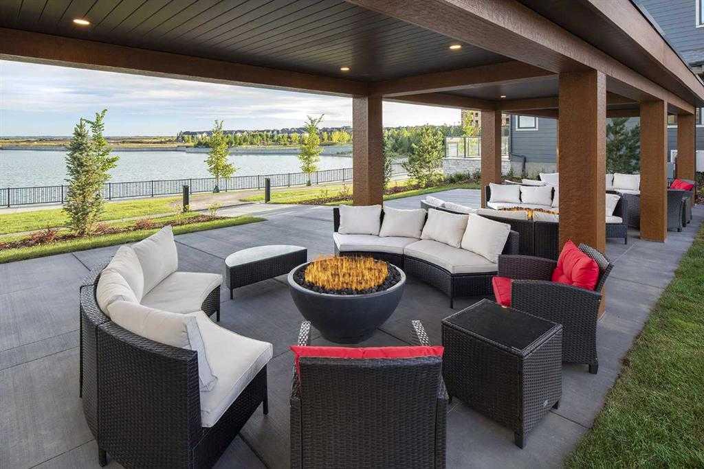 301-140 Marina Cove SE