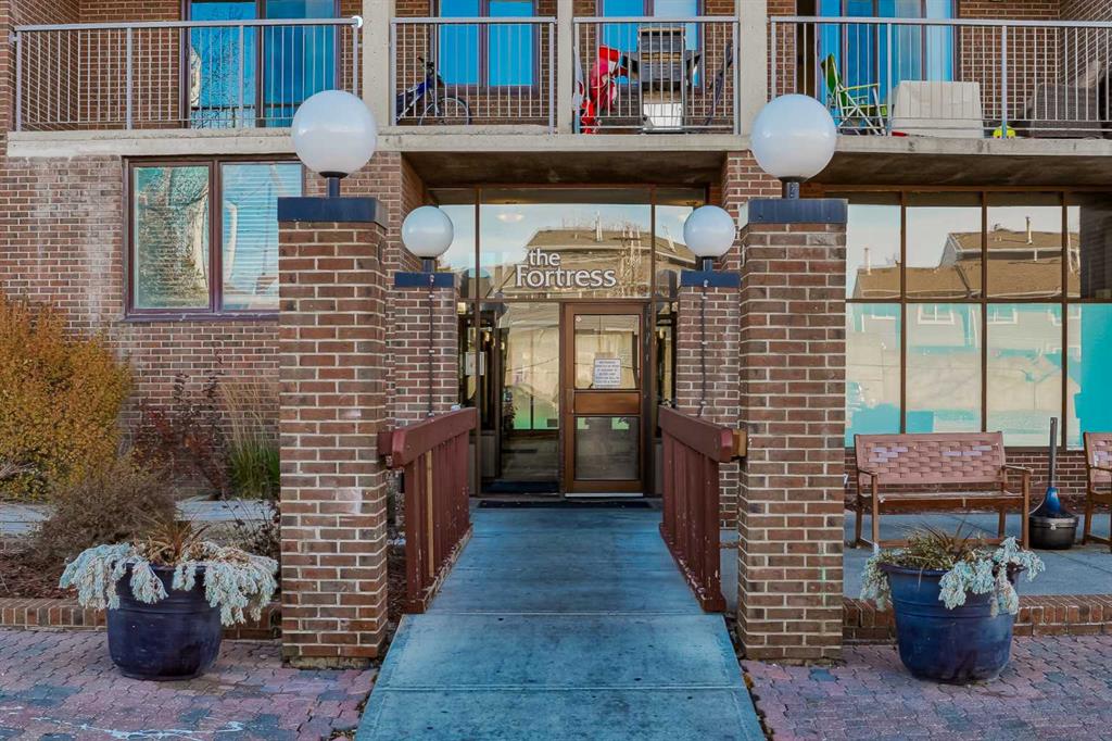 307-4944 Dalton Drive NW