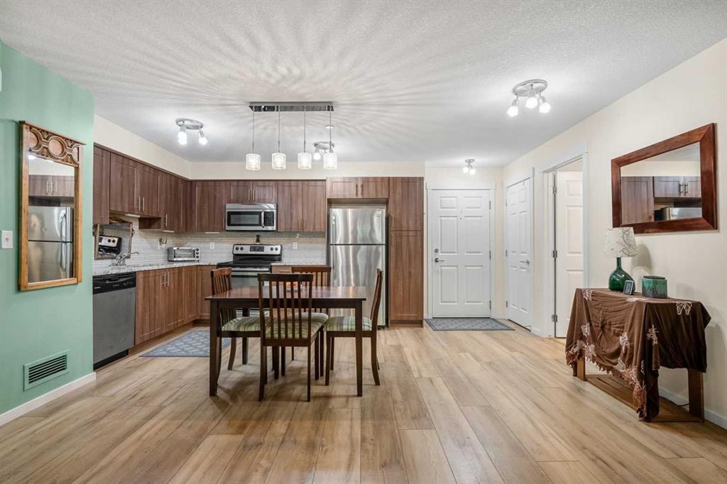 2107-99 Copperstone Park SE