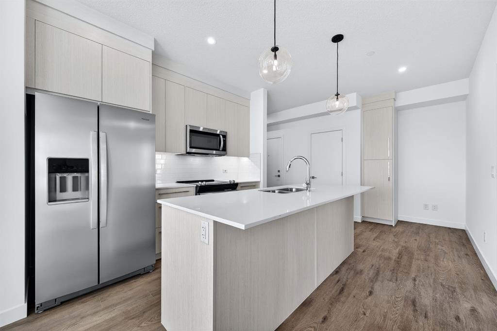 1305-44 Skyview Parkway NE