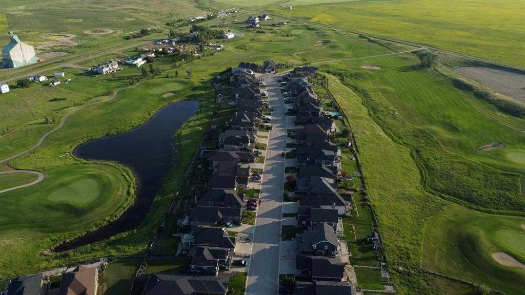 272 Muirfield Crescent