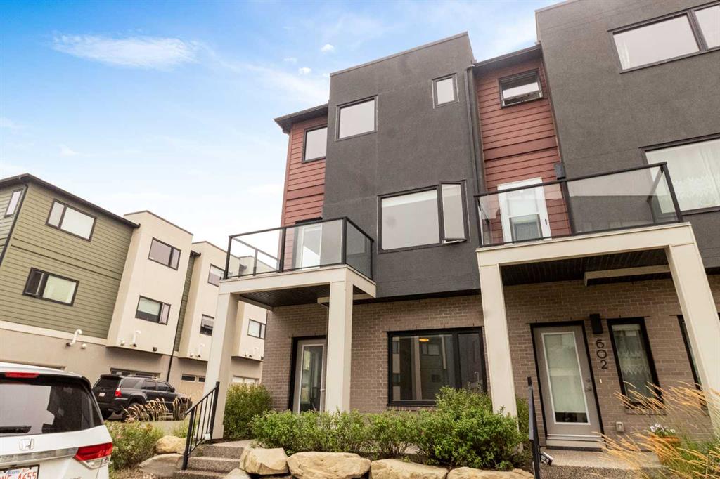 601-218 Sherwood Square NW