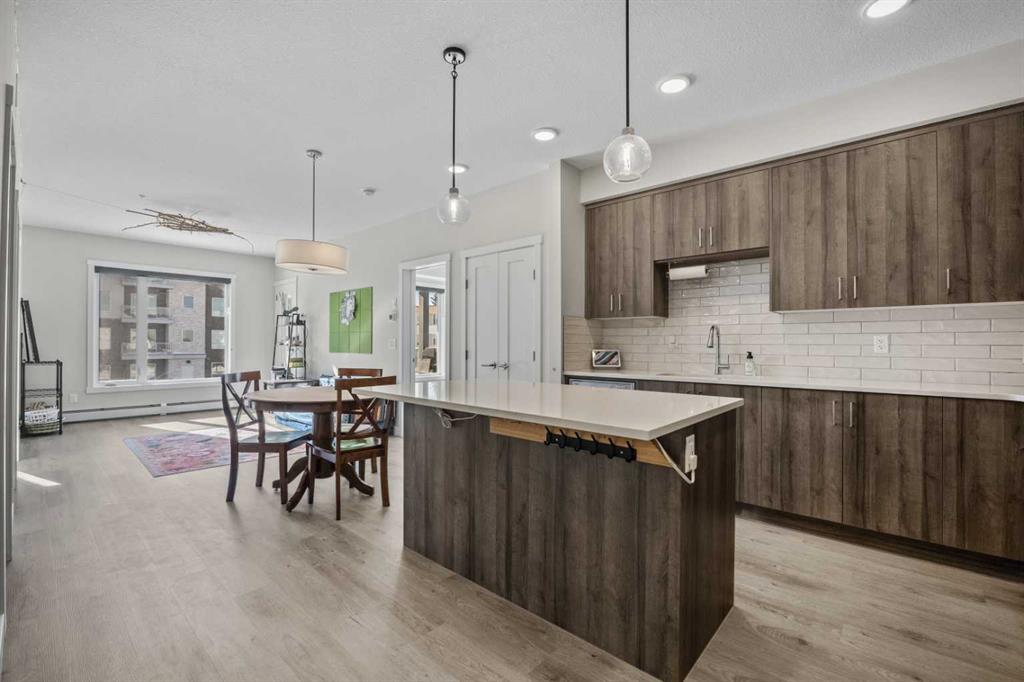 210-660 Shawnee Square SW