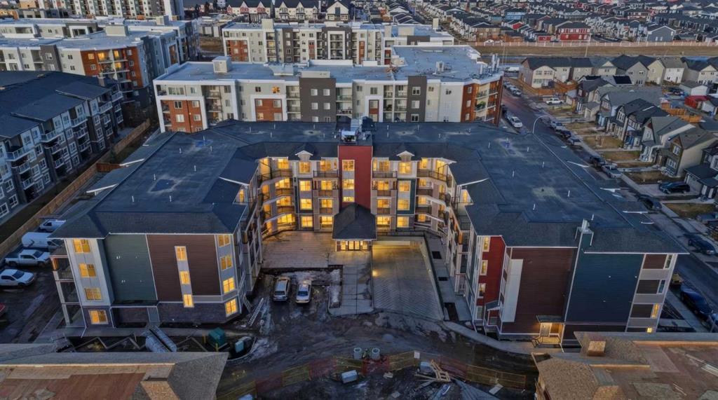 2215-15 Skyview Point Crescent NE