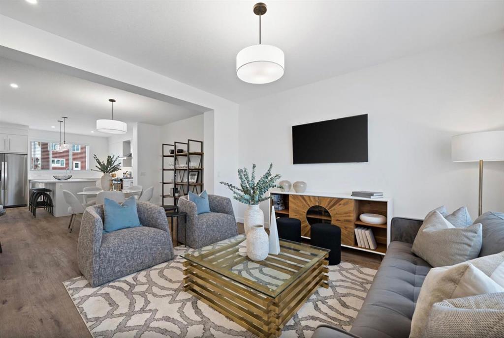 552 Lewisburg Place NE