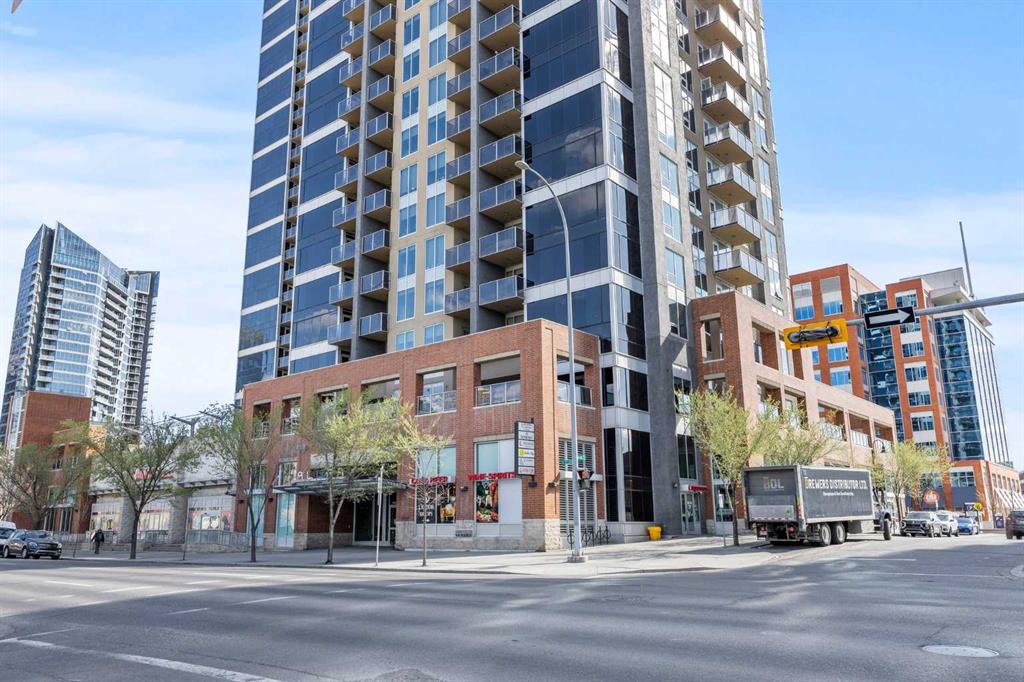 2208-1320 1 Street SE