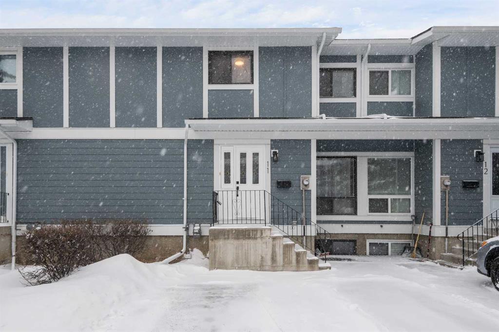 11-2210 Oakmoor Drive SW