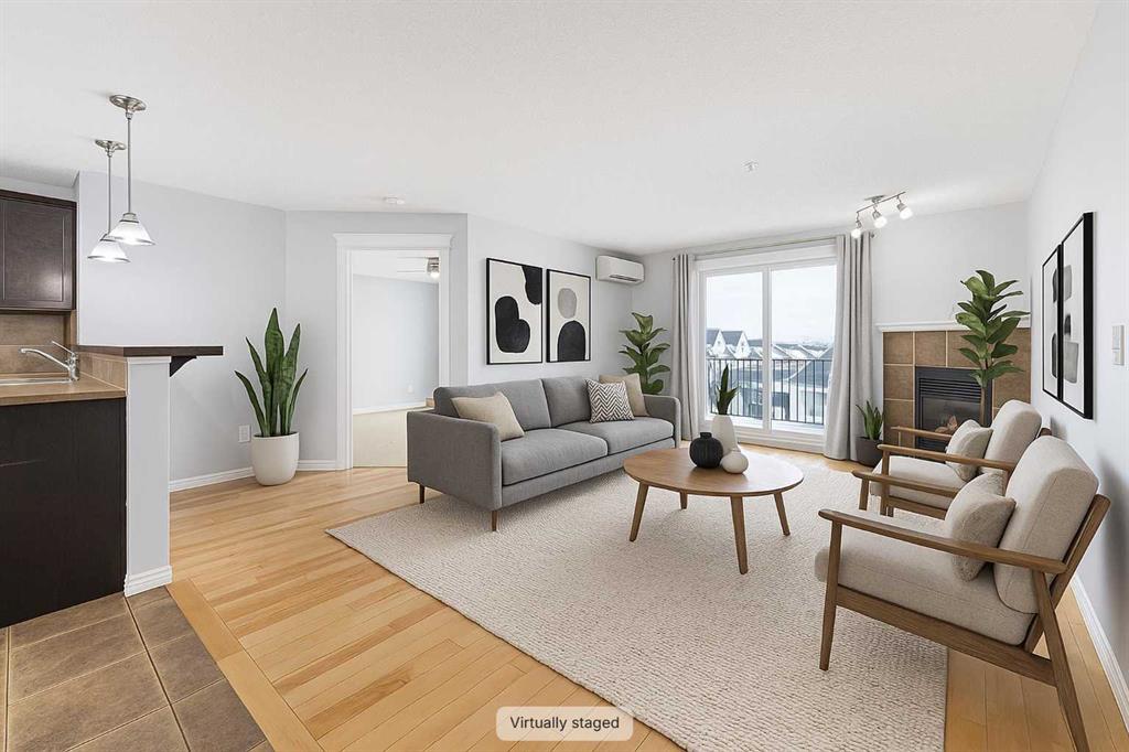 4313-31 Country Village Manor NE