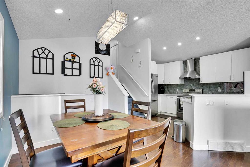 141 Saddlecrest Close NE