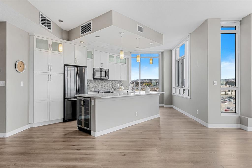 1205-32 Varsity Estates Circle NW