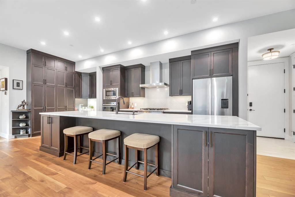 302-105 Lebel Crescent NW