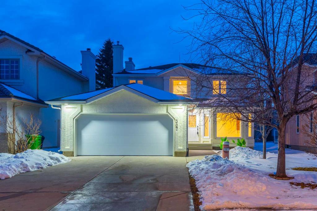 307 Hamptons Mews NW
