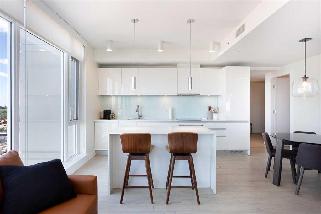 1204-1188 3 Street SE