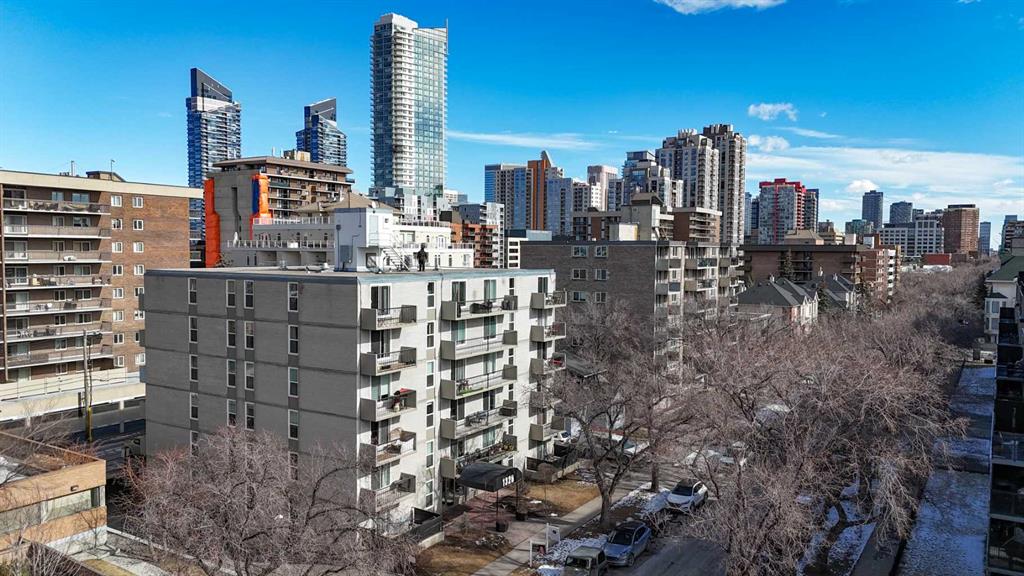 303-1328 13 Avenue SW