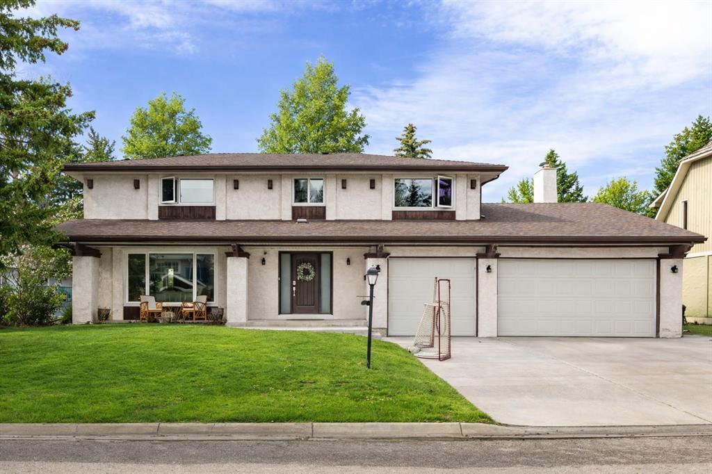 504 Varsity Estates Bay NW