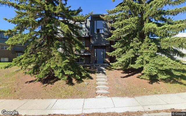 Huntsville Mews, 101-427 Huntsville Crescent NW