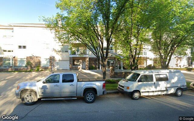 Manors West Park, 108-9449 19 Street SW